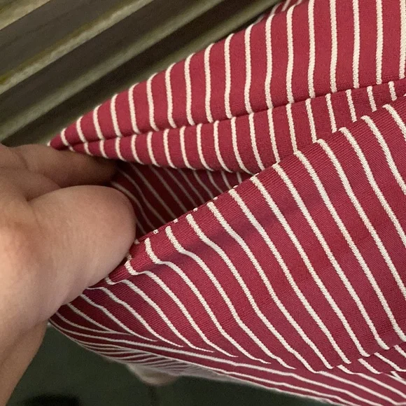 🆕❤️Lularoe- Red & White Striped Amelia - Picture 4 of 9